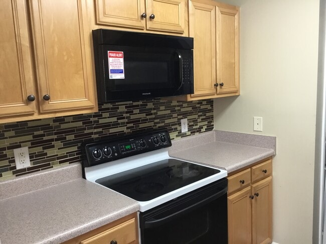 Photo - 6032 Evans Mill Rd