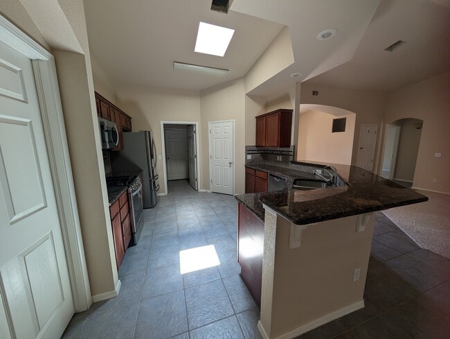 Photo - 5803 London Dr