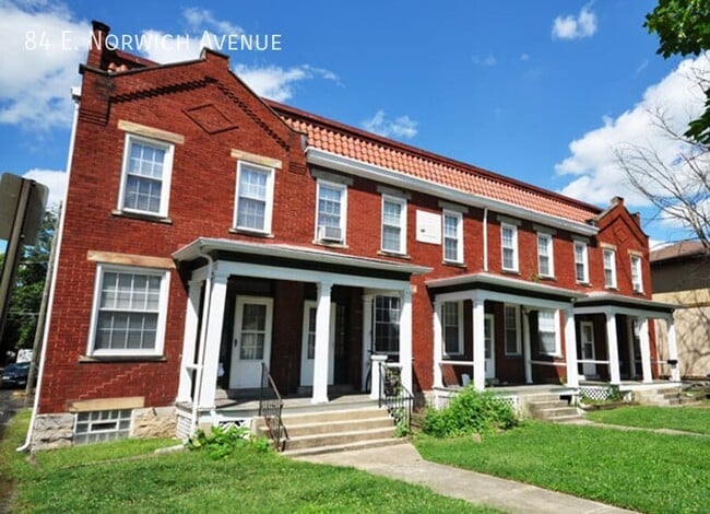 Photo - 84 E Norwich Ave Apartamento