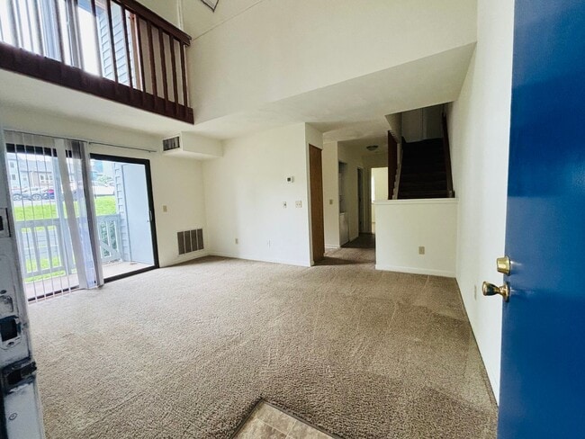 Photo - 503 Sunridge Dr