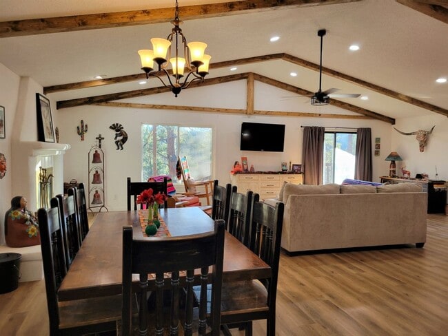 Photo - Fully Furnished Upgraded Home in Alto Lake...