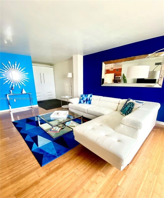 Photo - 1750 James Ave Unit 7D