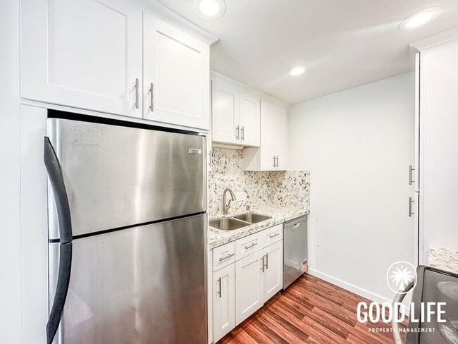 Photo - 5015 Cape May Ave Unit 108