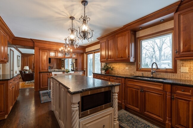Photo - 26 Linden Ave