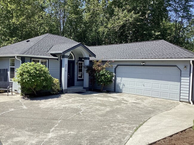 Spacious Lake Stevens Rambler with A/C - Spacious Lake Stevens Rambler with A/C Casa