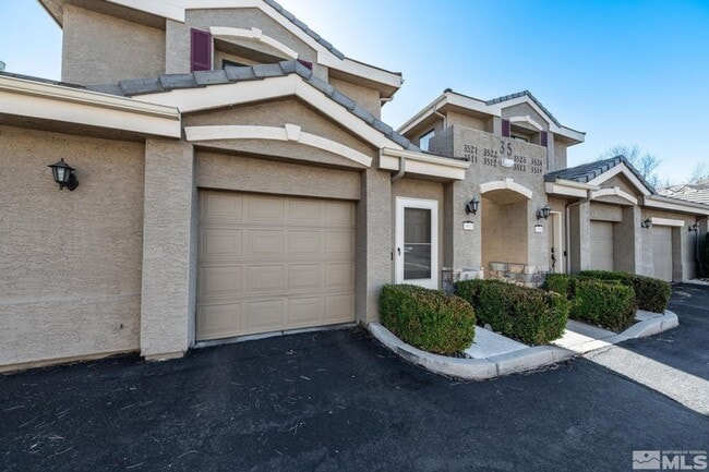 Building Photo - Gated community 2 Bedroom 2 Bath Condo Unit 3522