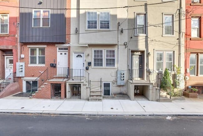 2043 N Gratz St Unidad Furnished Room for Rent – Philadelphia