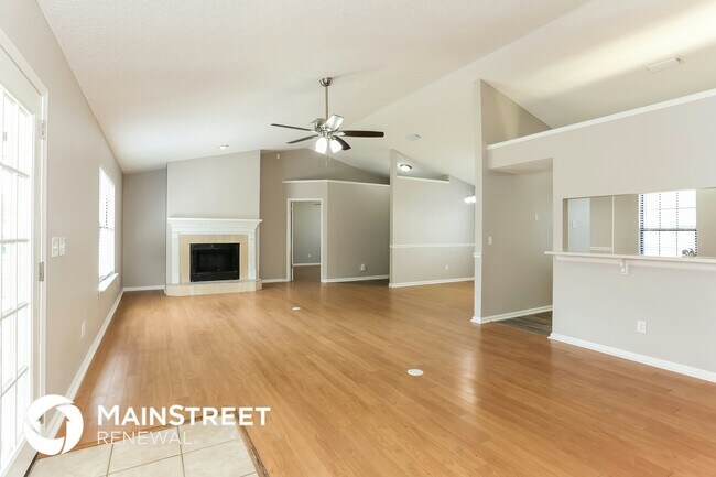 Photo - 1330 Westlawn Dr