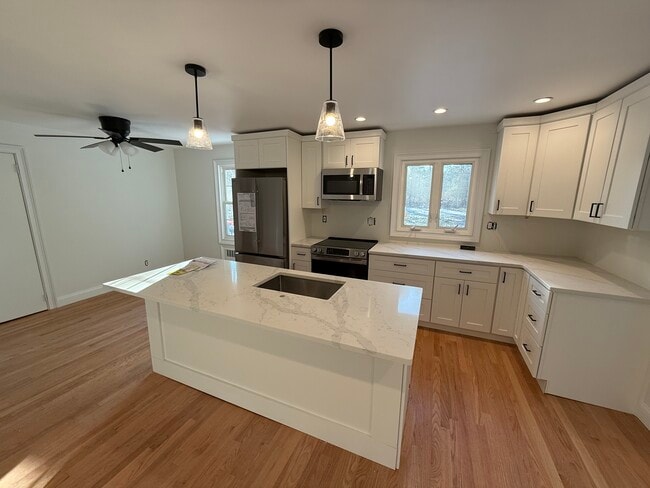 Photo - 59 Applewood Rd