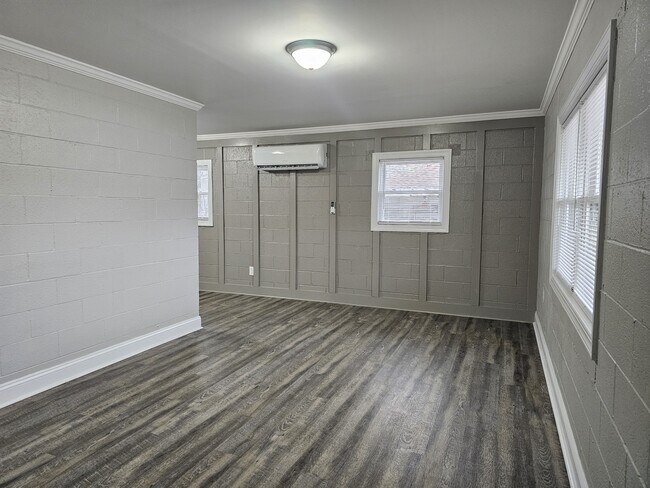 Photo - 2913 Dallas Cherryville Hwy