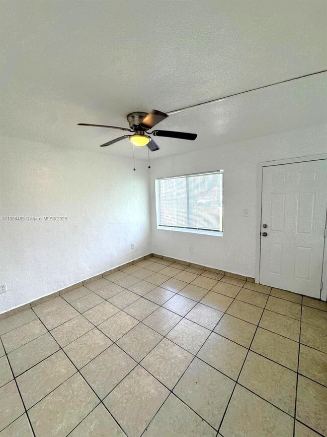 Photo - 420 NW 10th St Unit 22