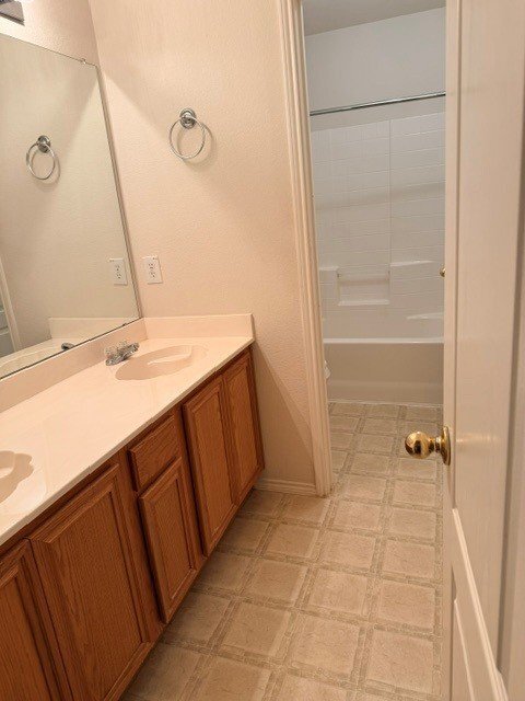 1225 Rio Bravo Dr
