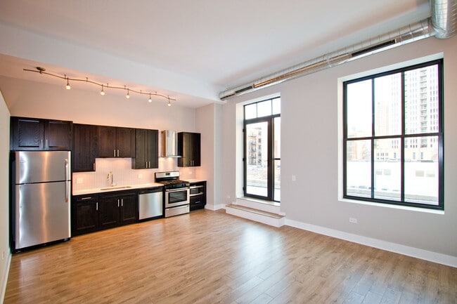Photo - 1338 S Michigan Ave Unit 04