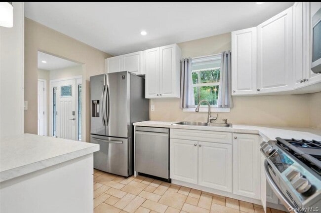 Photo - 61 Brookhaven Dr