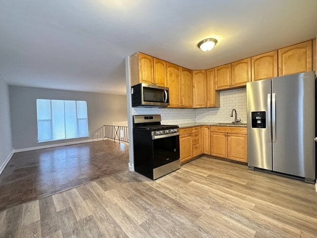 Photo - 30 N Sycamore Ln