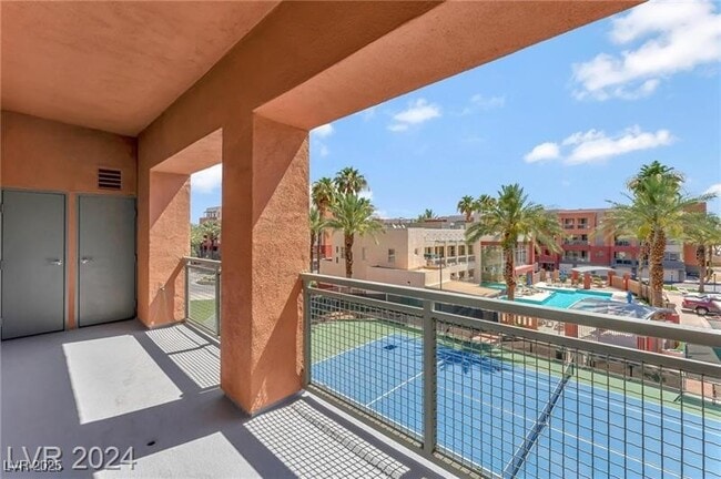 Building Photo - 47 E Agate Ave Unit 303