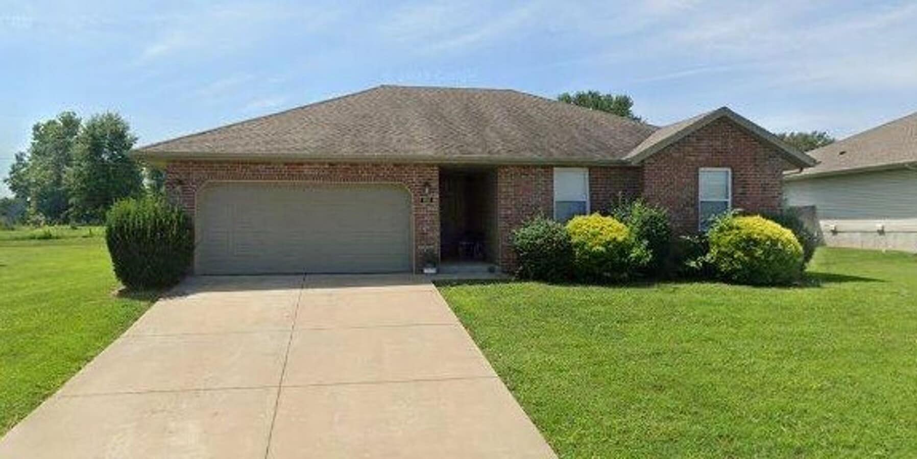 Great Nixa Location! - Great Nixa Location!