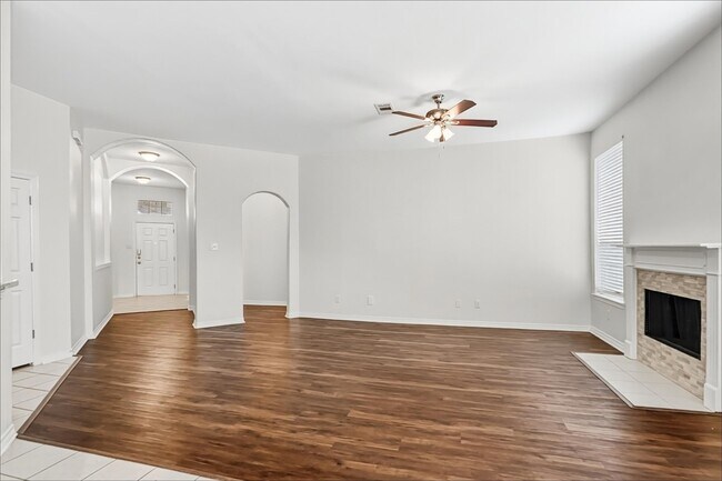 Photo - 2204 Perkins Crossing Dr