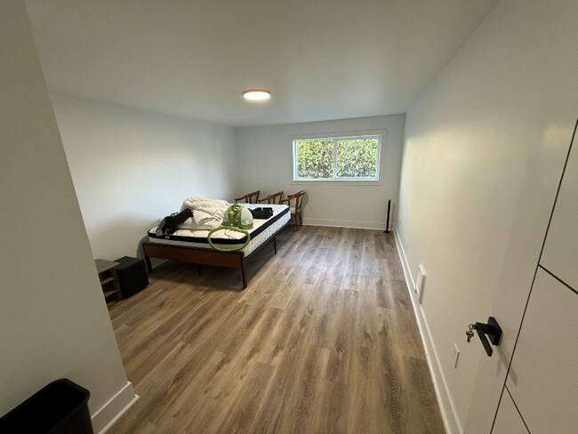 Photo - 5502 E L St Unidad B