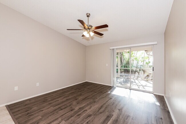 Photo - 2444 Briar Oak Cir