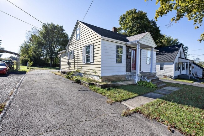 Photo - 211 N Mantle Ave