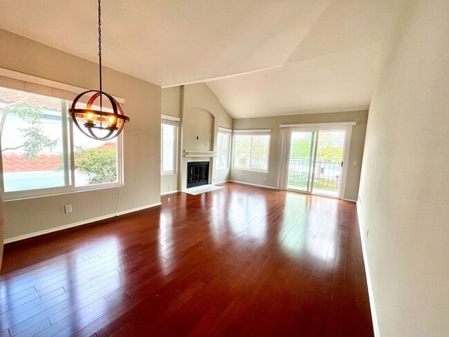 Photo - Spacious Unit Overlooking the RSM Beach Club!