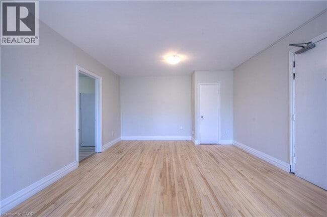 Photo - 141 Chapel St Unit 9