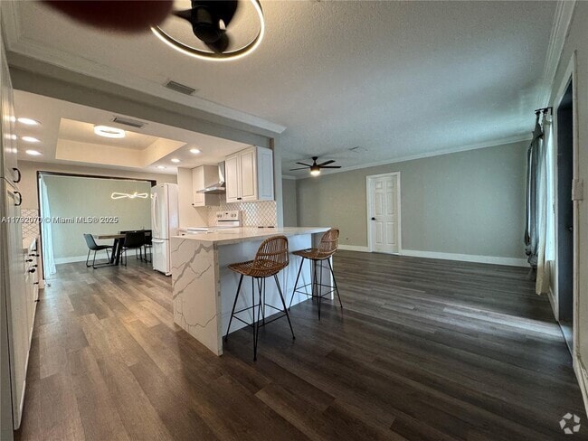 Building Photo - 2631 NW 94th Ave Rental