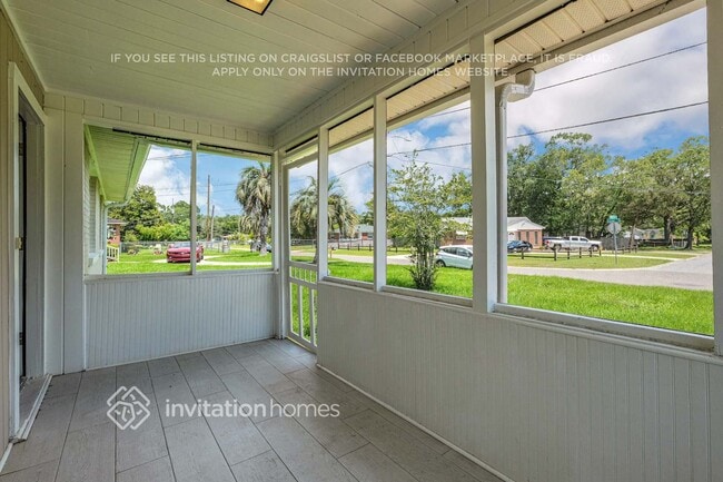Photo - 5279 Carder St