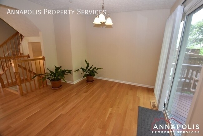 Photo - 8735 Thornbrook Dr