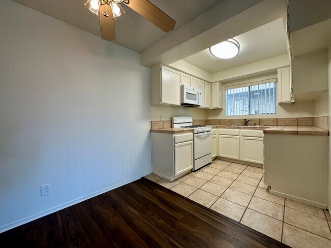 Farmdale Court Apartments