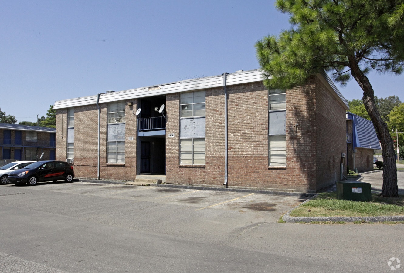 Timber Pines Apartments - Timber Pines Apartments