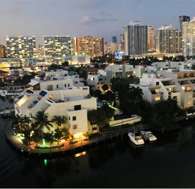 Photo - 400 Kings Point Dr Unit 1111