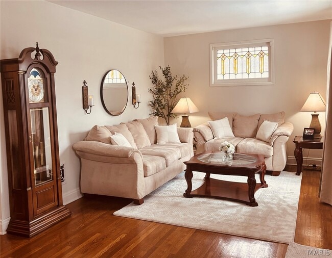 Photo - 5088 Milentz Ave