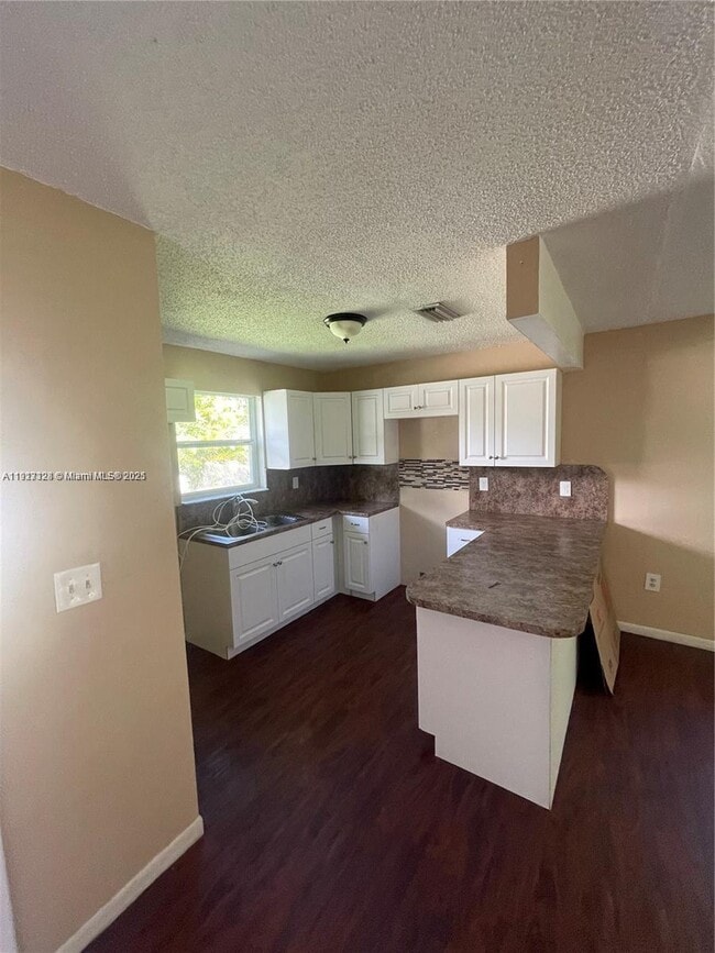 Photo - 3266 William Ave