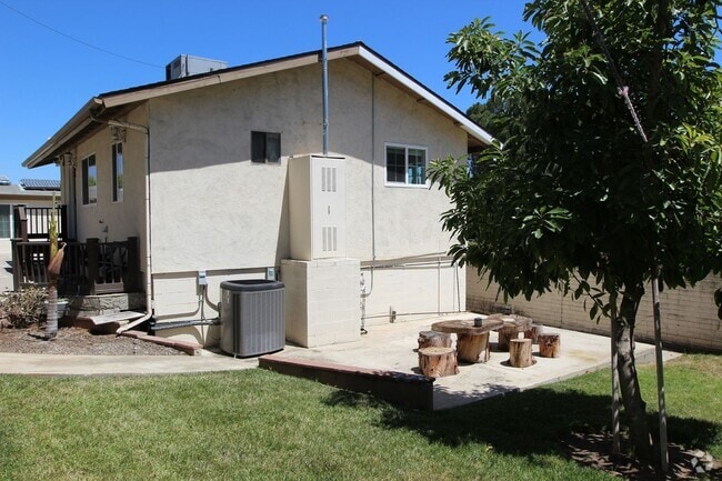 Building Photo - San Antonio Heights Accessory Dwelling Uni... Rental