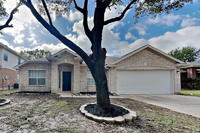 Building Photo - 16519 Cypress Thicket Dr