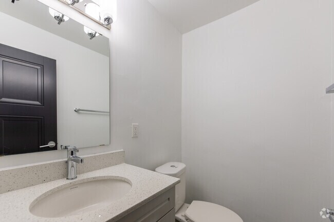 3 chambres, 1,5 salle de bain - 1&nbsp;194 pi2 - Salle de bain principale - 6 Auburndale Ct