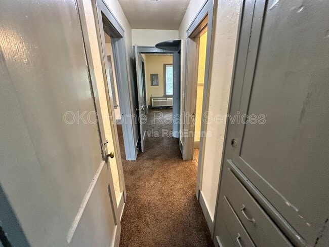 Photo - 2114 Glen Ellyn St