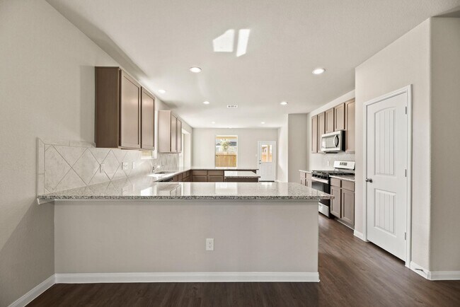 2923 August Mist Ln
