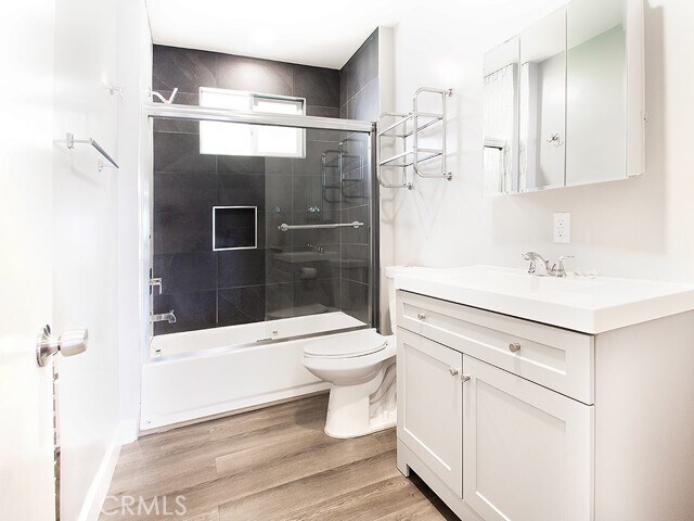 Photo - 2027 Vista Del Mar Ave Unit 5