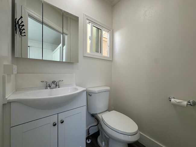 Photo - 1717 Kewalo St Unidad 1 Bedroom