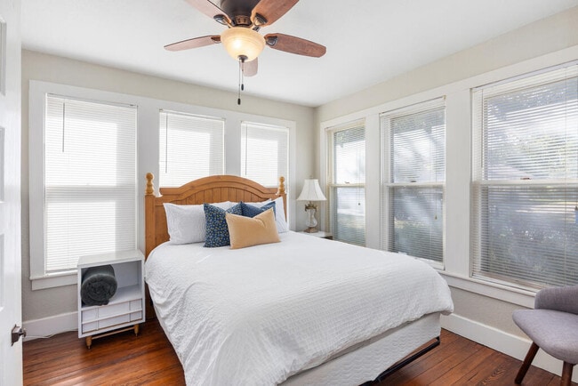 Photo - 318 Lytle St