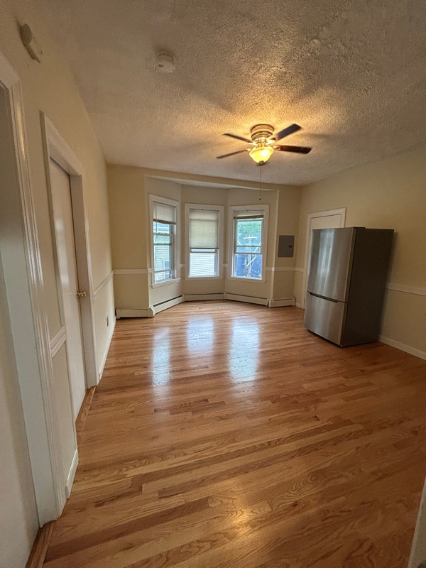 Building Photo - 56 Mozart St Rental