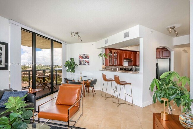 Photo - 2301 SW 27th Ave Unidad 1100