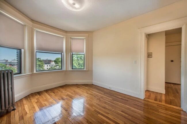 Photo - 7 Barrows St Apartments Unit 7B