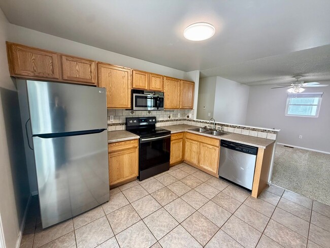 Building Photo - 3-Bedroom Home Near Horsetooth Reservoir with 2-Car Garage