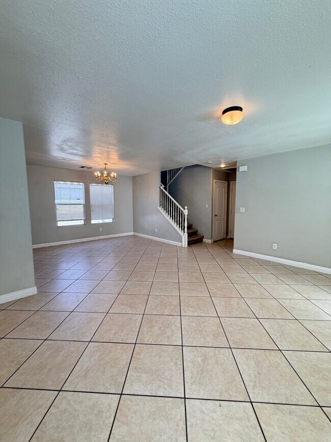 Photo - 9521 Grand Fir Ct