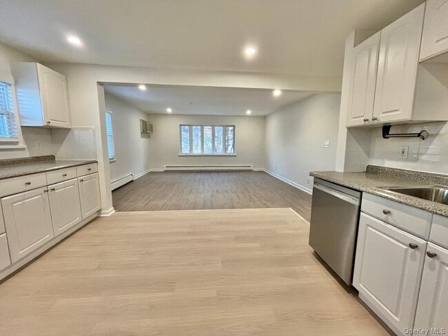 Photo - 103 Bennett Ave Unit 2