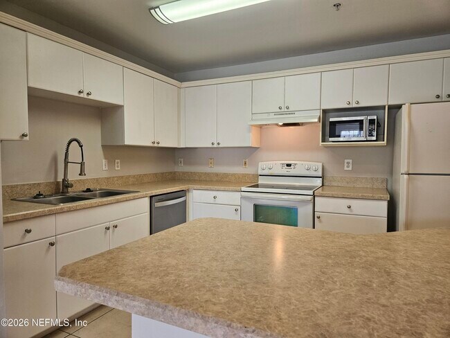 Photo - 3591 Kernan Blvd S Unit 833